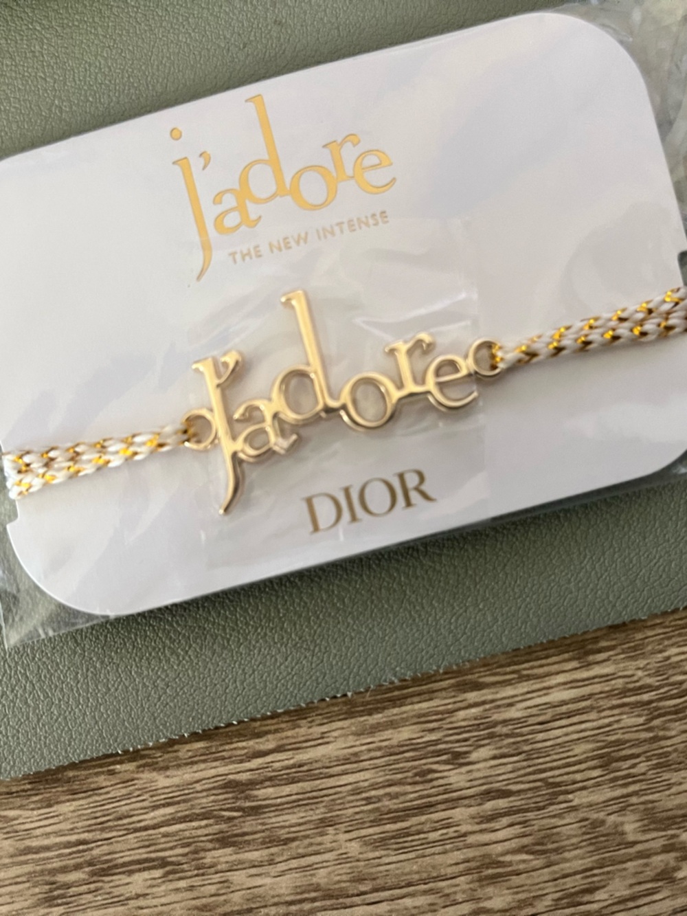 J’adore Script Bracelet